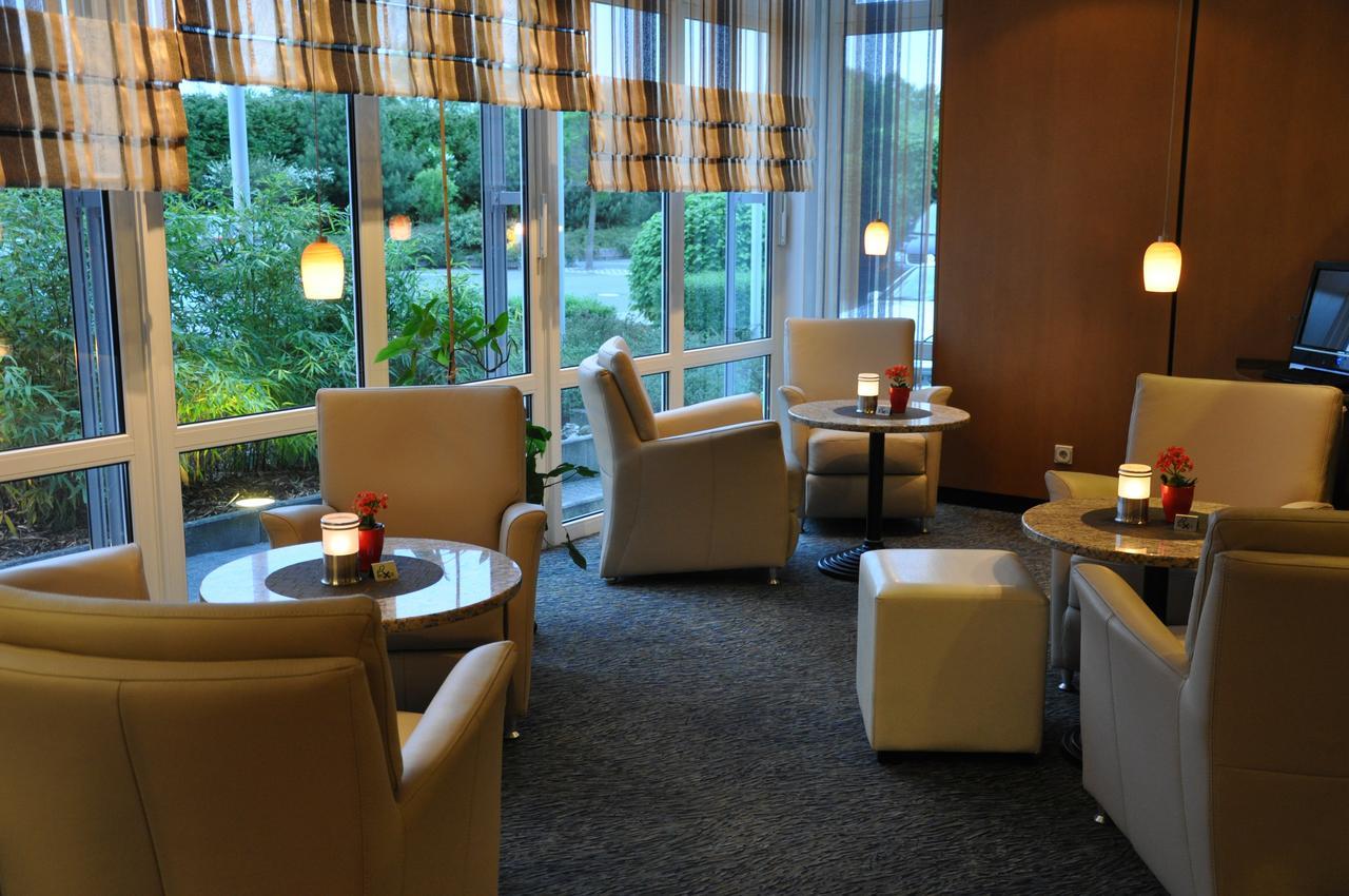 Hotel Merkur Landstuhl Esterno foto